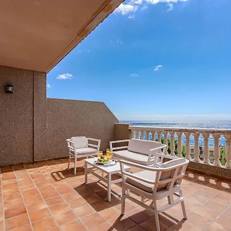 Seaside With Spacious Terrace, Pool, And Wi-fi Apartment Santa Cruz de Tenerife
